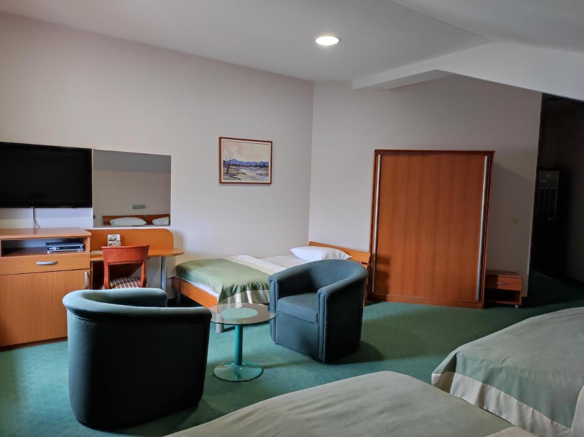 Hotel Bacchus Livno Dış mekan fotoğraf
